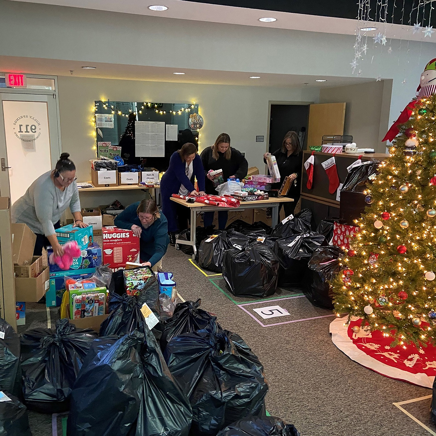 Sharing Joy – Town of Holly Springs Offers Ways to Give Back This Holiday Season